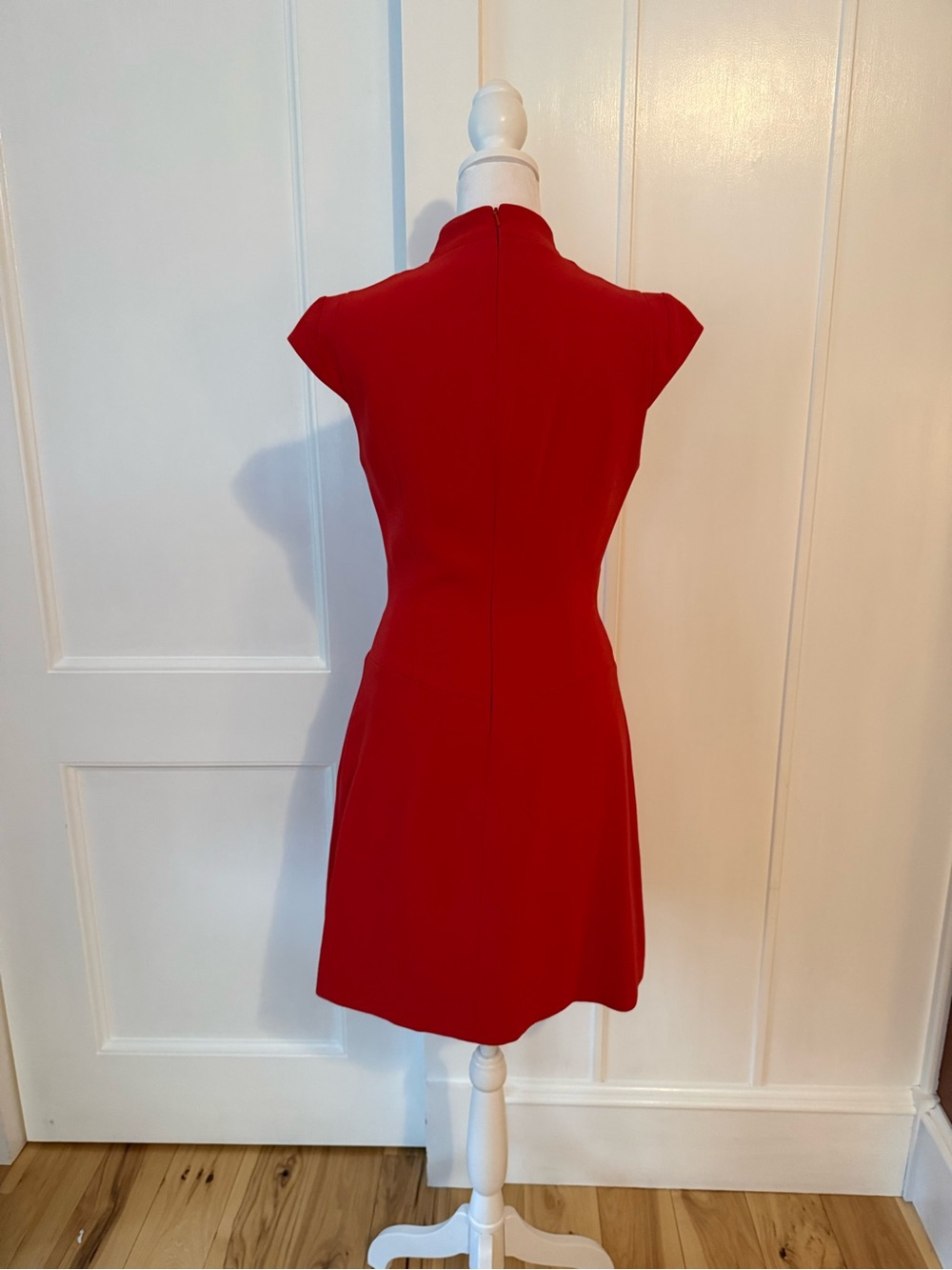 Karen Millen Red Cap-Sleeve Fit-and-Flare Mini Dress - Picture 4 of 4